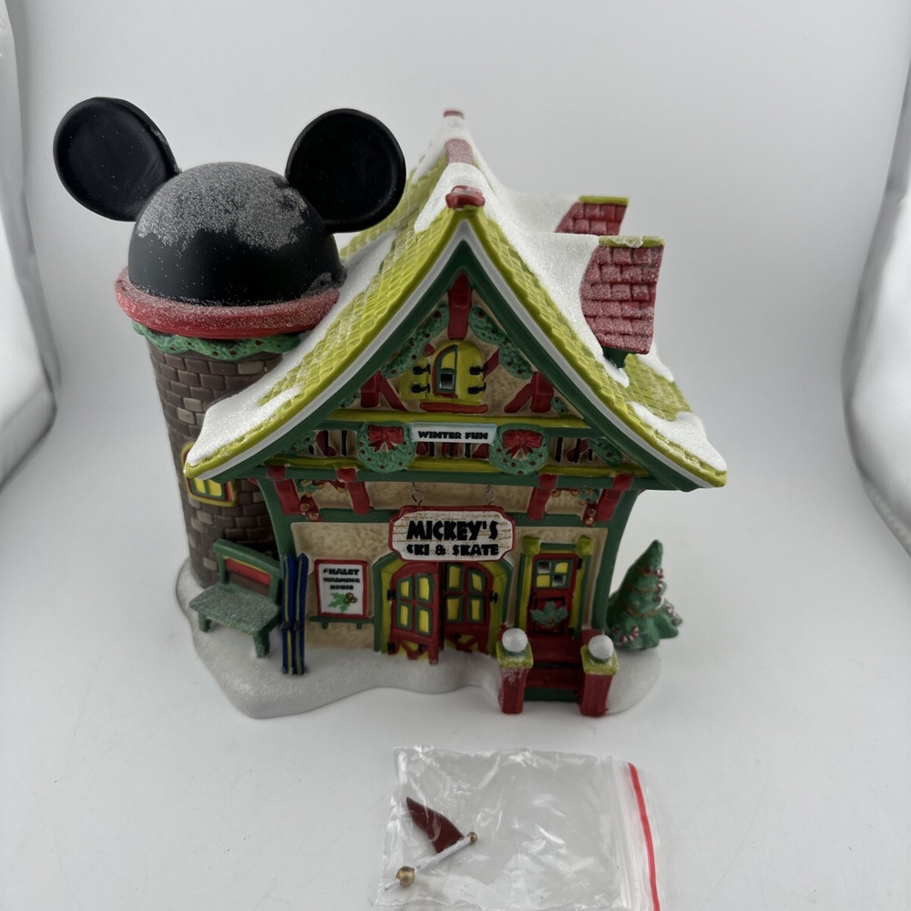 Dept 56 Mickey's Ski & Skate Shop 811263 Merry Christmas Village